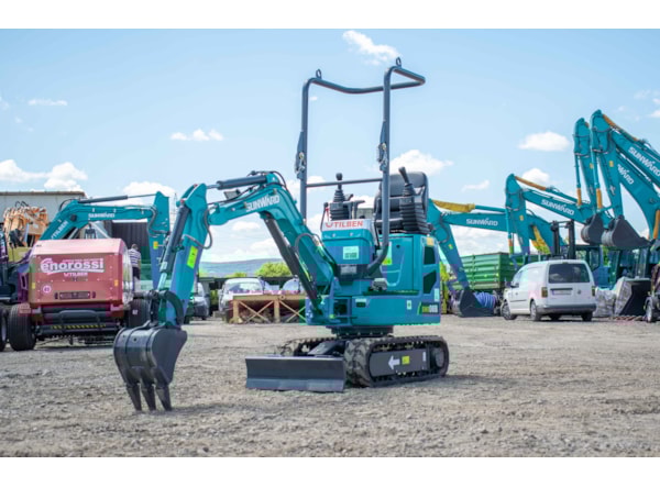 Miniexcavator SUNWARD SWE 08B de vanzare